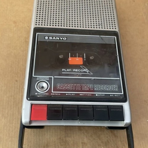 Sanyo cassette player used, works