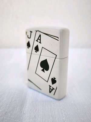Zippo αναπτήρας με σχέδιο τράπουλας σαν καινούργιο