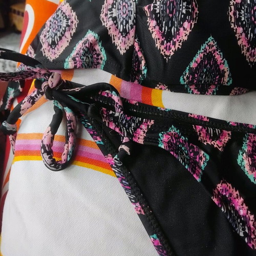 Primark strapless bikini like new, black with multicolor design