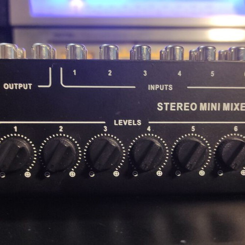 Audio Mixer Mini 6 Inputs 2 Outputs new, passive