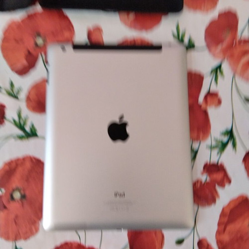 iPad 4 used in excellent condition
