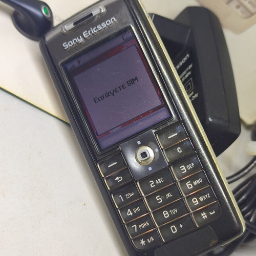 Sony Ericsson T630 Liquid Black full box used, like new