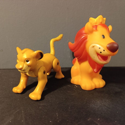 Lion King Simba Disney figures set used with mechanical feature