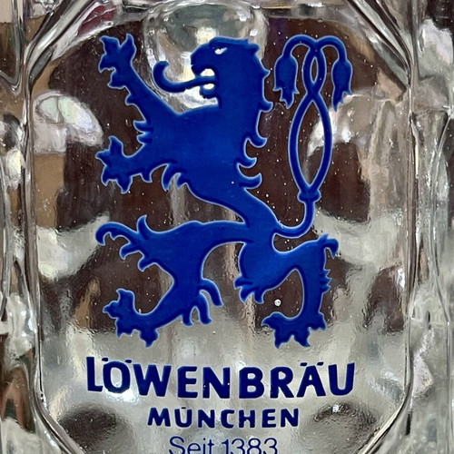 Lowenbrau Munchen Beer Mug like new, 1 liter collectible vintage