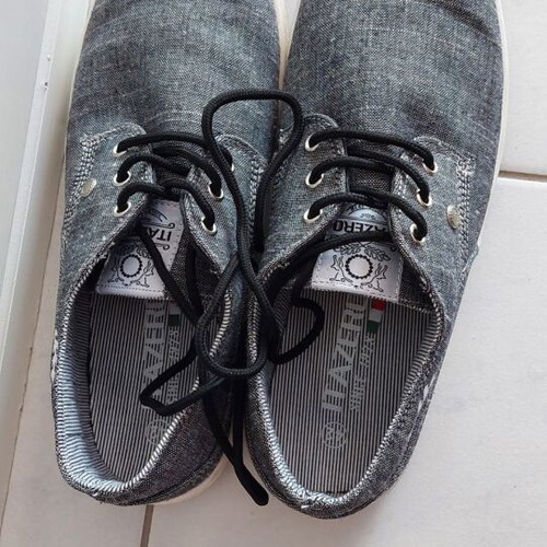 Casual shoes like new, gray, size 42