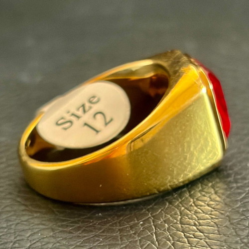 Golden Crimson Signet Ring new, red faceted crystal, 316L stainless steel
