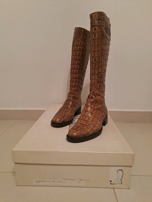 Δερμάτινες μπότες Max Mara σαν καινούργιες, μπεζ καφέ