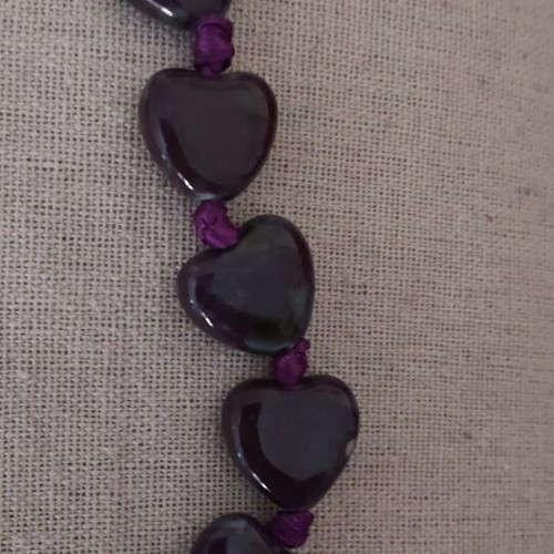 Necklace with purple semi-precious agate heart stones new