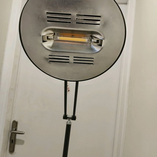 Black metal floor lamp like new with dimmer
