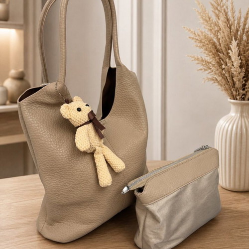 Beige women's tote bag with matching pouch and teddy charm, new