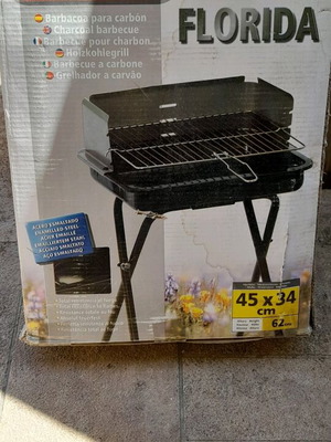 Charcoal barbecue enamelled with legs new 45x34 cm