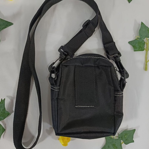 Small black crossbody shoulder bag like new