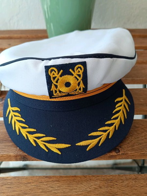 Captain's hat new, dark blue with gold embroidery, size 56