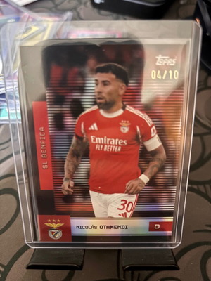 Nicolás Otamendi Ultra Rare Numbered Card 04/10 Topps FC Benfica