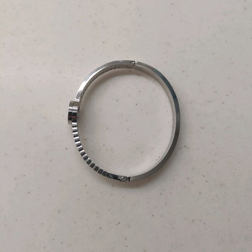 Women's bracelet used