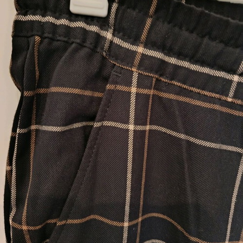 H&M women's pants like new, XXL, black and beige