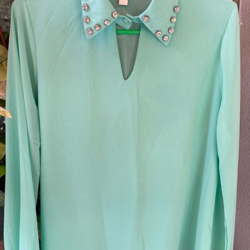 Women’s blouse small pistachio green like new with rhinestones