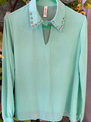Women’s blouse small pistachio green like new with rhinestones