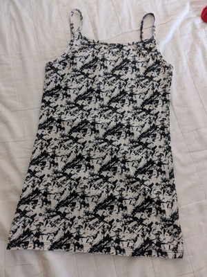 Tezenis T-shirts like new, size S, black and white, pack of 2
