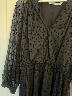 Zara Mini Dress new, size Small, black