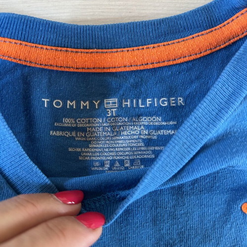 Tommy Hilfiger t-shirt for 3 years old used, blue