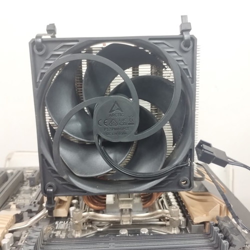 Intel Core i7 4930K CPU with ASUS X79 Deluxe motherboard and Cooler Master Hyper T4