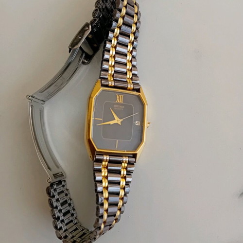 Seiko wristwatch women's like new, brown