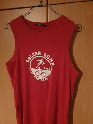 Sleeveless t-shirt Medium like new