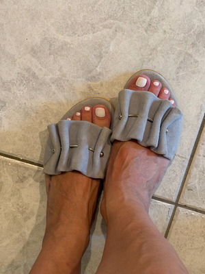 Labrini slippers size 37 like new, gray