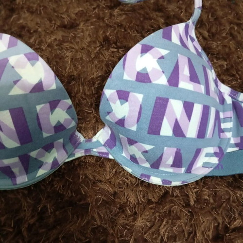 Calvin Klein women's bra used, size 70/b, gray and purple