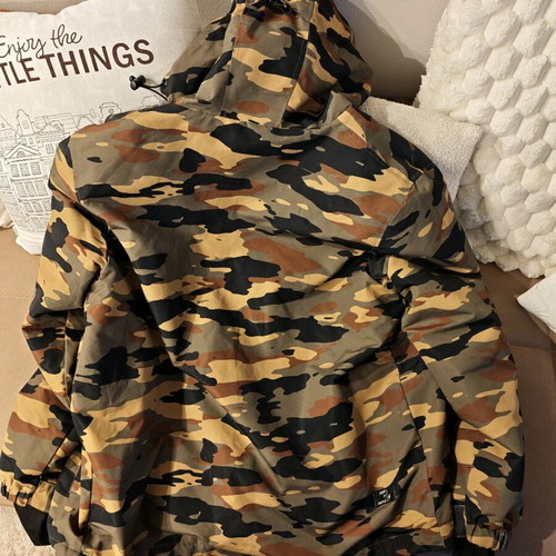 Emerson jacket size large like new with small opening