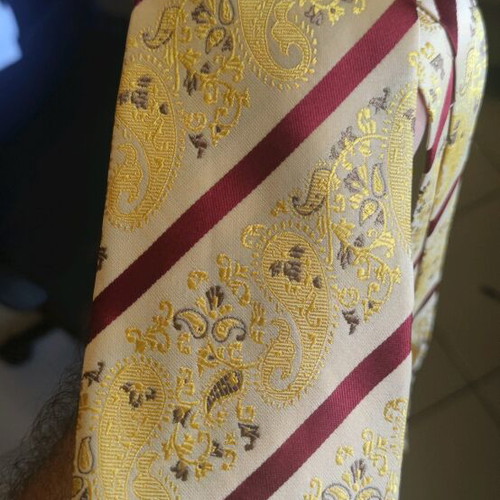 Silk tie new, bordeaux-gold with paisley pattern