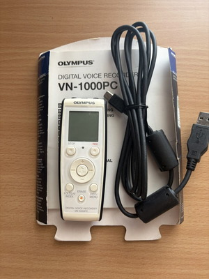 Olympus VN-1000PC digital voice recorder new, unused