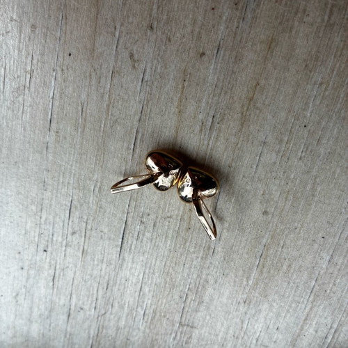 Swarovski earrings beige, like new with Swarovski stamp