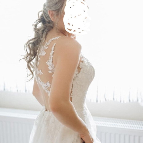 Justin Alexander wedding dress like new, size US 8, minor alterations