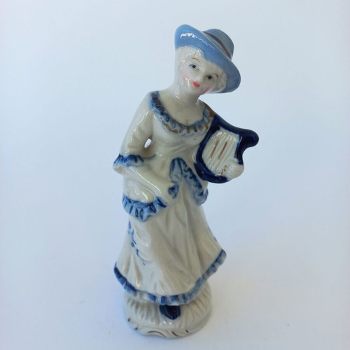 Set of 3 old porcelain figurines used, bibelot