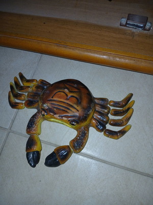 Ceramic Crab Decorative Collectible like new