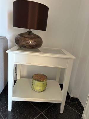 Side coffee table like new