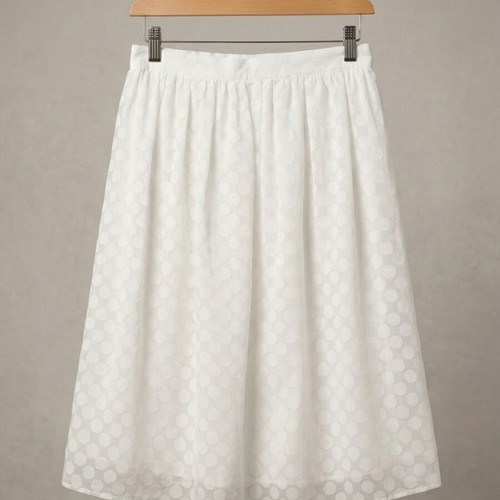 Atmosphere white romantic skirt like new, size XXXL