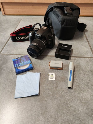 Canon 450D camera with EFS 18-55mm IS lens and accessories like new