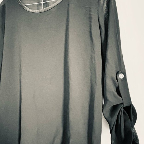 Blouse with tail black like new, size S