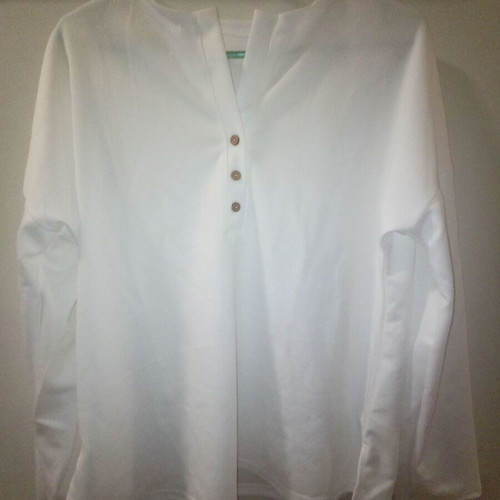 White long-sleeve ribbed blouse new, size M