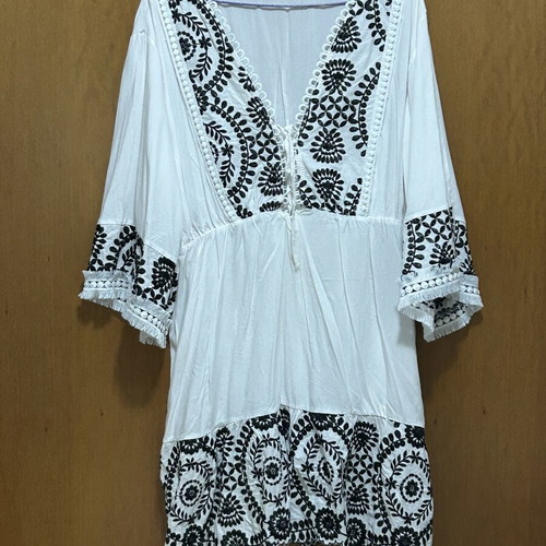 Caftan cotton new with embroidery size L