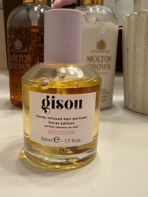 Gisou Honey Infused Hair Perfume Lavender Berry like new