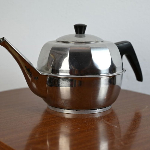 Vintage metal teapot used, stainless steel 17 cm