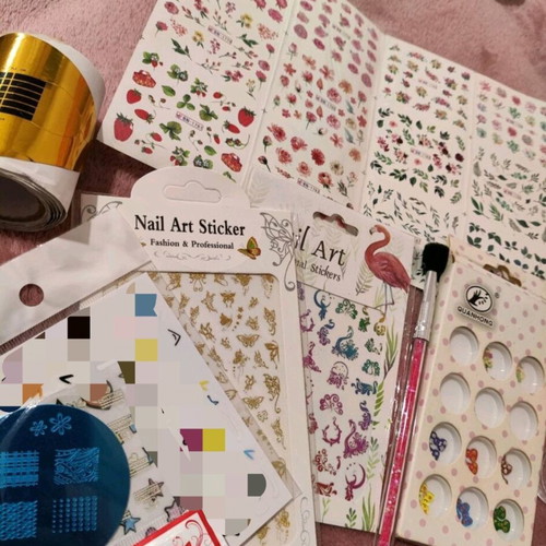 Nail set new with stickers, plate and decorative items