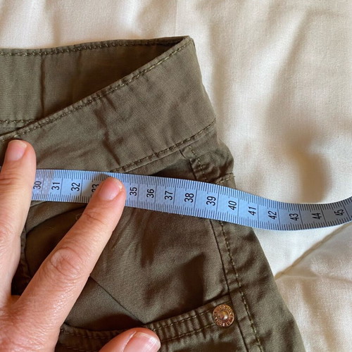 Bershka cargo pants high waist L green like new