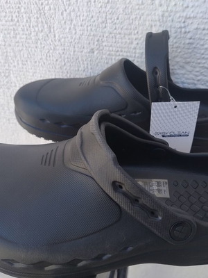 Shoes For Crews Zinc Froggz work clogs black size 42 new