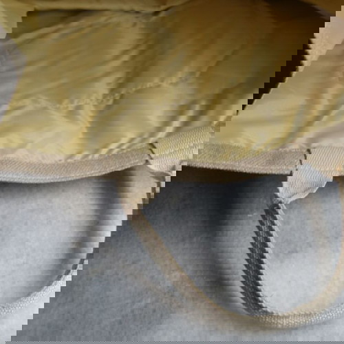 Τσάντα καλοκαιρινή χειρός σαν καινούργια με γοργόνες μπεζ