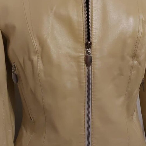 Leather women's jacket with detachable fur rabbit collar, new, size M